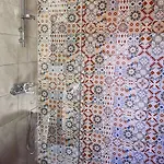 M&m Stone-village House-family-vintage * לינדוס