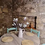 M&m Stone-village House-family-vintage