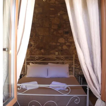 M&m Stone-village House-family-vintage Líndos