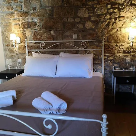 M&m Stone-village House-family-vintage * Líndos