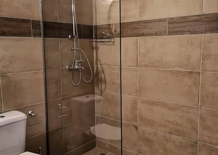 M&m Stone-village House-family-vintage Líndosz