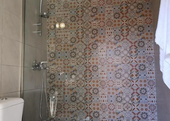 M&m Stone-village House-family-vintage * לינדוס