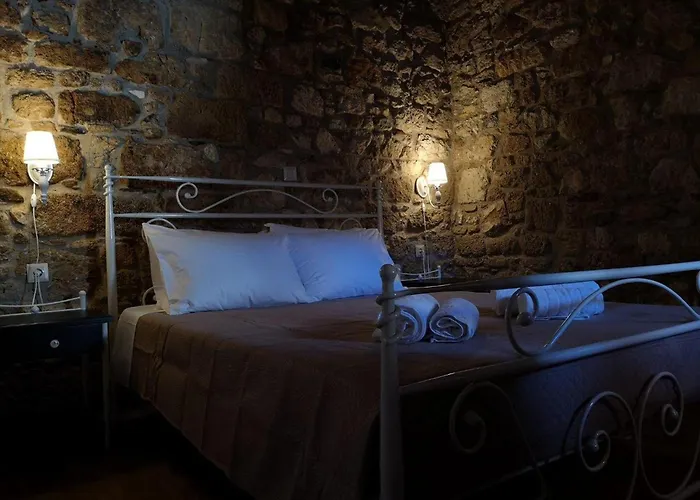 M&m Stone-village House-family-vintage *