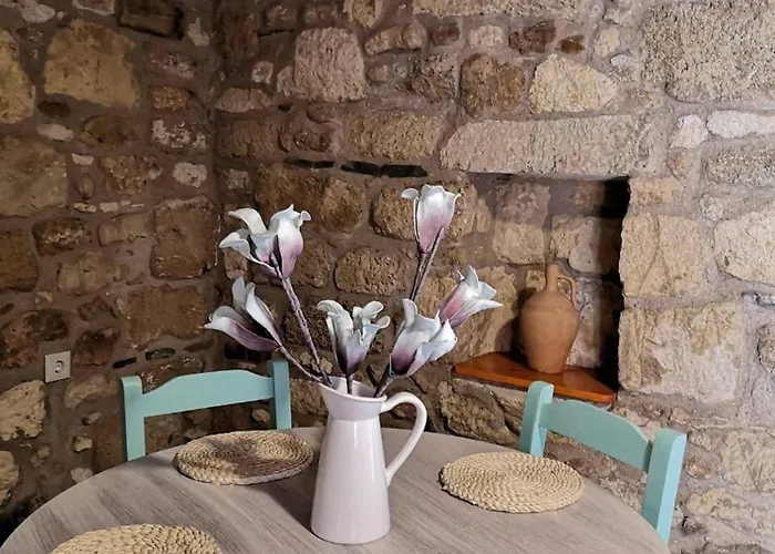 M&m Stone-village House-family-vintage